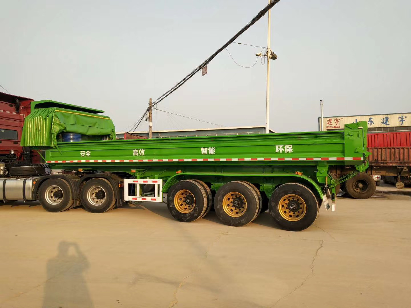 后翻自卸半掛車(chē)用于運(yùn)輸什么物料