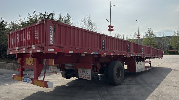 后翻自卸半掛車(chē)廠(chǎng)家直銷(xiāo)